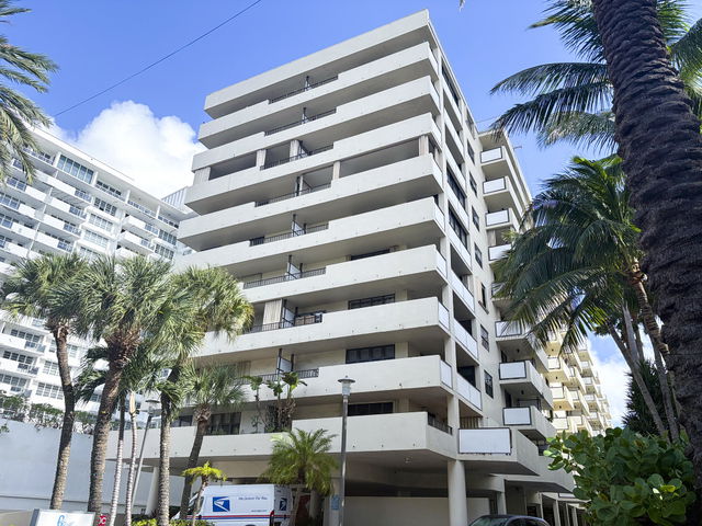 The Georgian Condo photo 3